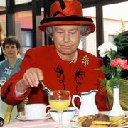 Queen Elizabeth eating