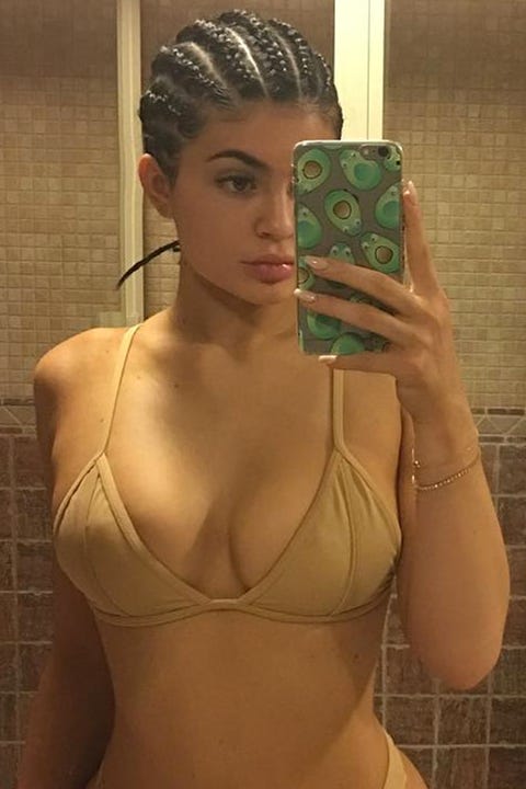 2016Jenner once again wore controversial braids on vacation in 2016. 2016Jenner once again wore controversial braids on vacation in 2016.