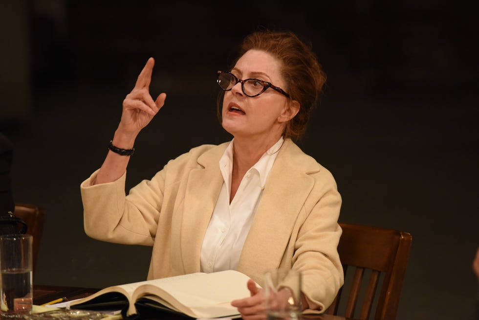 Susan Sarandon in Feud: Bette and Joan