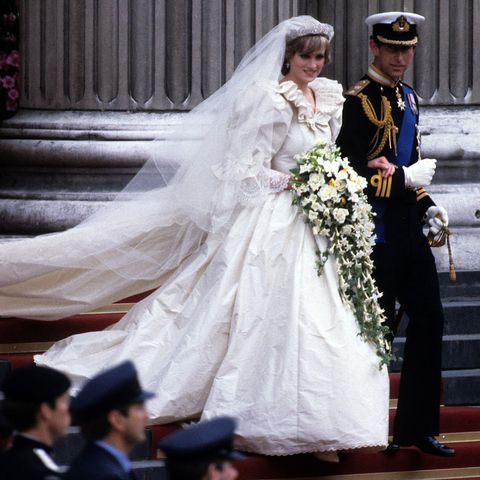 Elizabeth Emanuel Launches Crowdfunding Project Princess Diana Wedding Dress Designer Looks To Crowdfunding