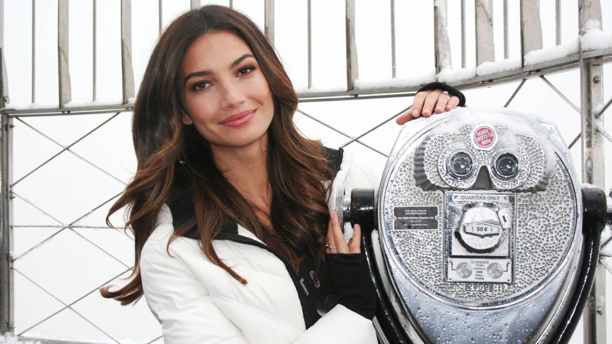 Lily Aldridge Interview 2013 Lily Aldrige In Victorias Secret Fashion Show 2013