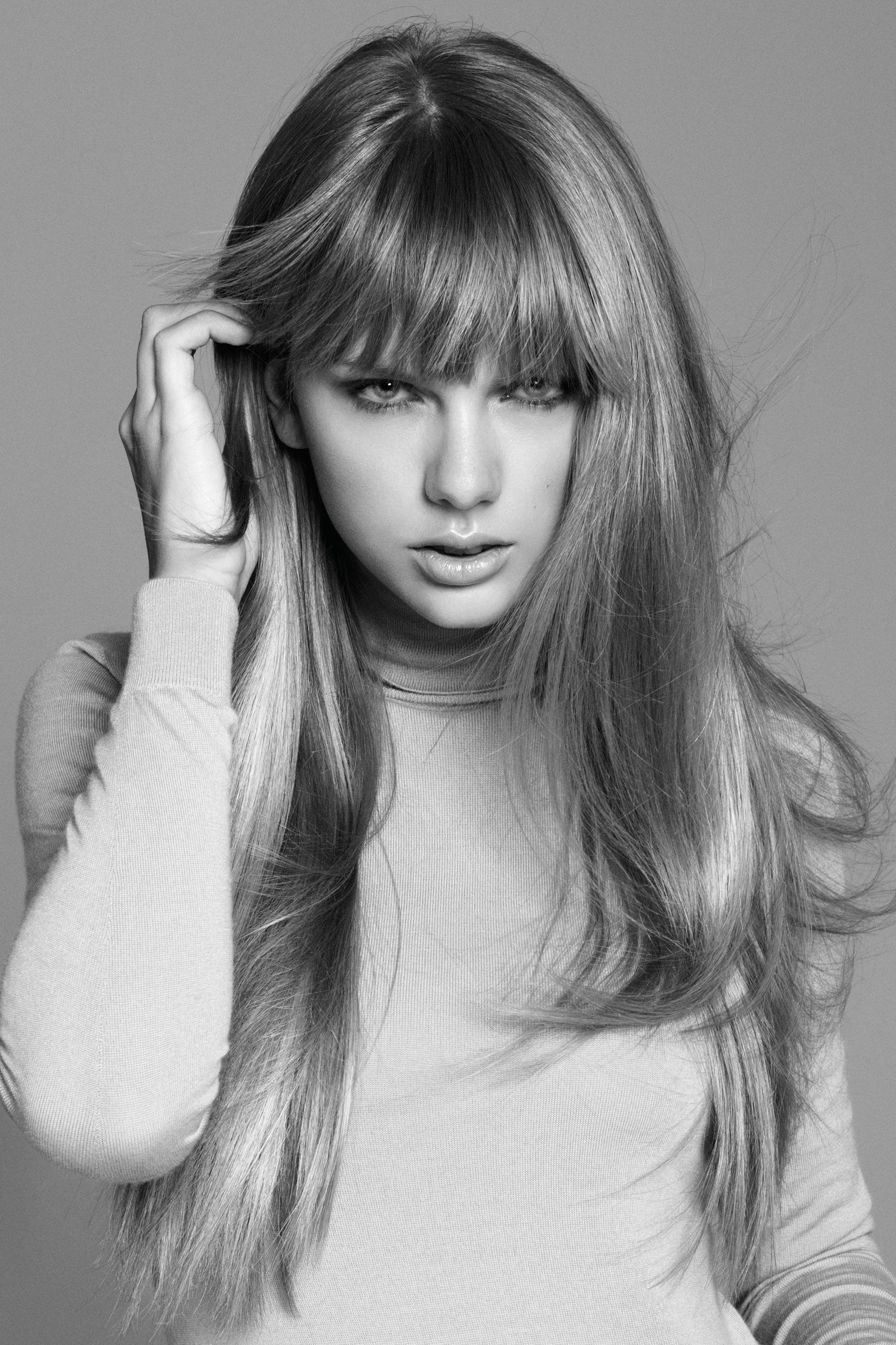 Taylor Swift Celebrity Porn Captions - Taylor Swift Cuts Her Hair into a Bob – Picture of Taylor Swifts New  Bob Haircut