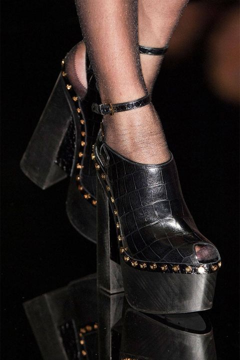 54bbdcbf06a82_-_nds-2014-accessories-platforms-07-tom-ford-clp-rs15-3043-lg.jpg