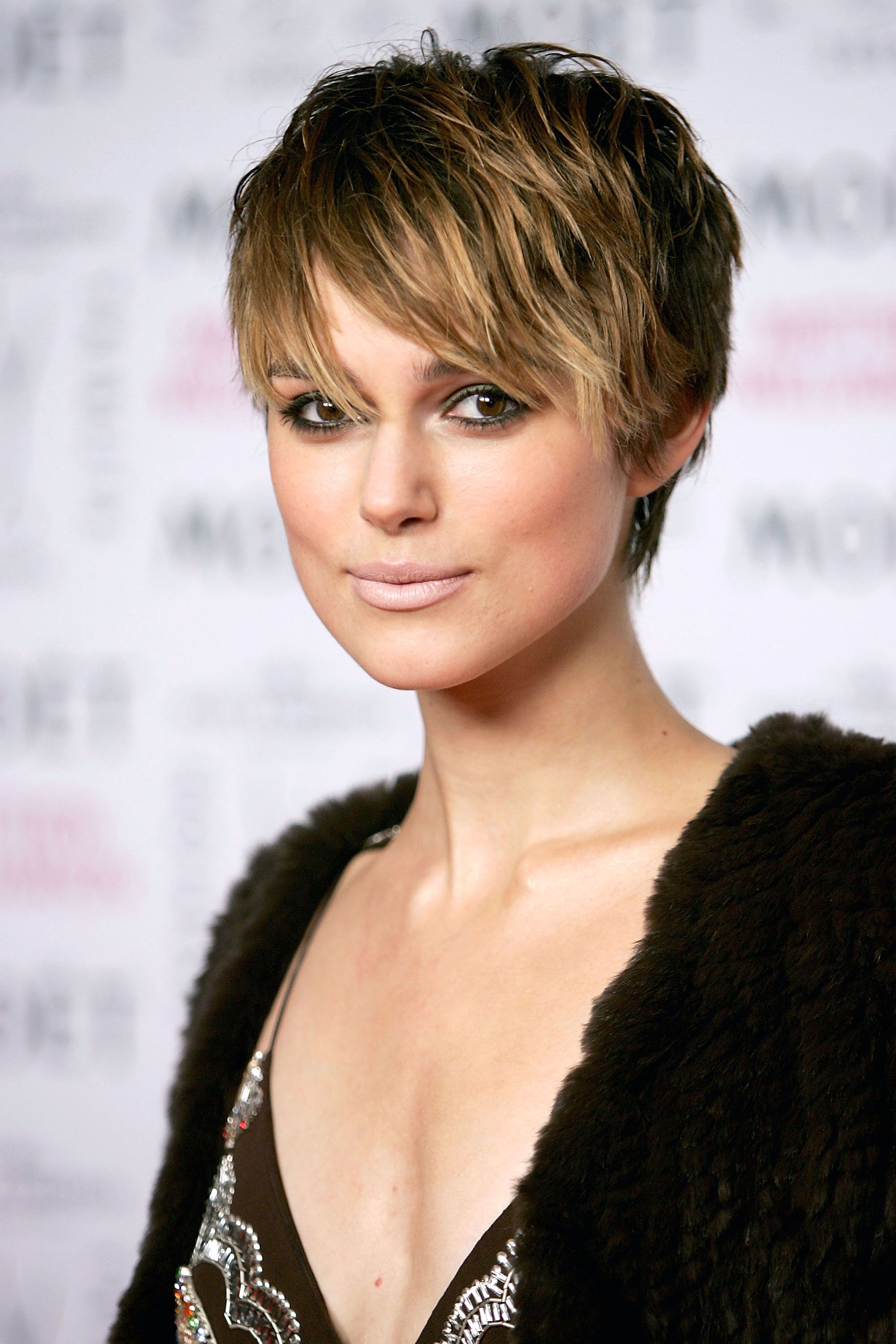 50+ Pixie Cuts We Love for 2018 - Short Pixie Hairstyles from ...