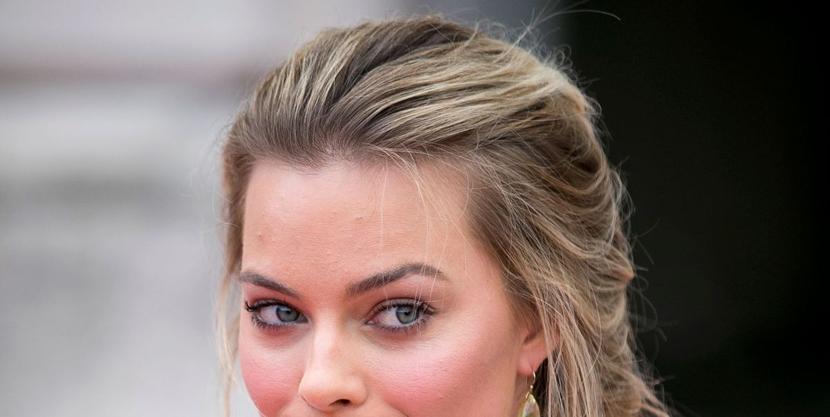 Марго робби фото. Марго Робби 2012. Margot Elise Robbie. Марго Робби 2011 год. Марго Робби со стрелками.