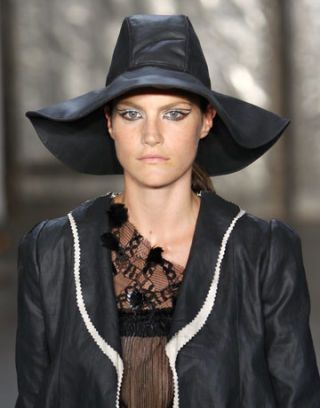 Runway Report, Accessories for Spring 2008, Hats
