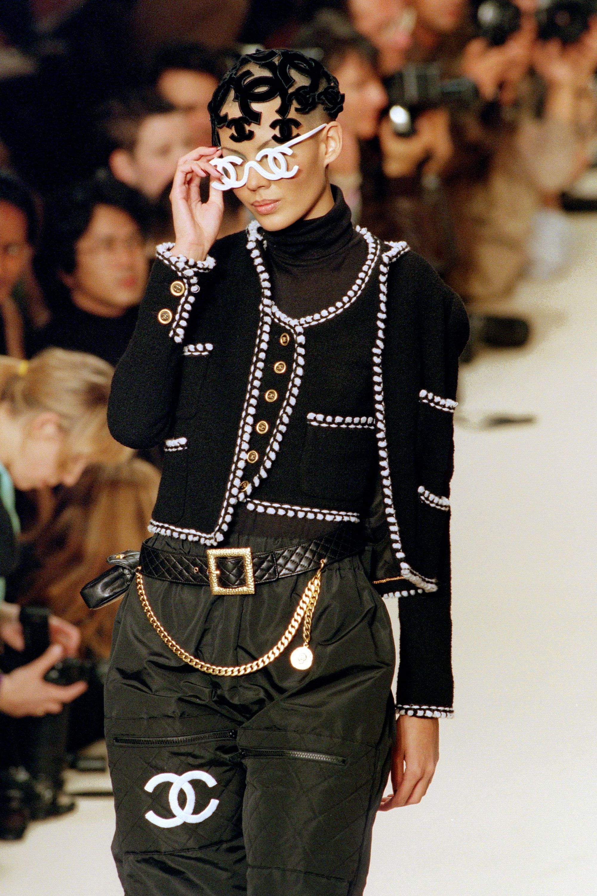 indre rack Pjece Chanel's Fashion Shows Over the Years - 1978 - 2015 Chanel Runway Images