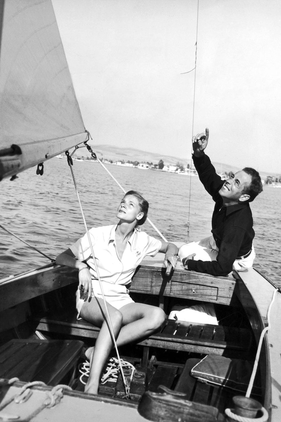 Recreation, Watercraft, Boat, Outdoor recreation, Sailboat, Sailing, Sailing, Naval architecture, Vacation, Sail, 