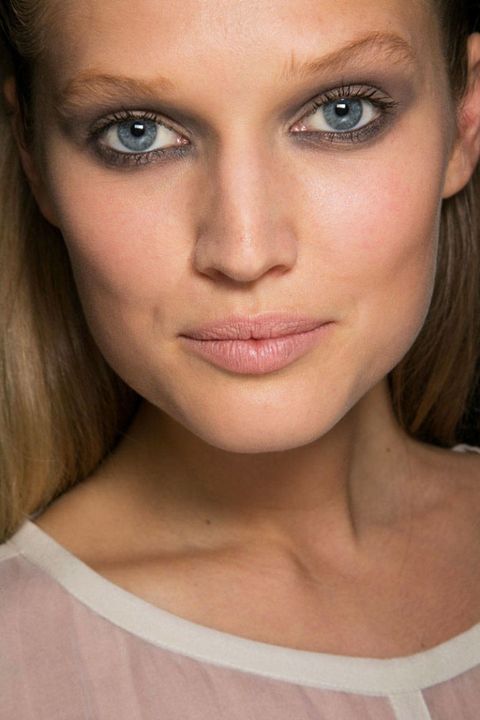 How to Get Flawless Skin - Tips to Faking Great Skin with Makeup