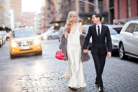 https://hips.hearstapps.com/hbz.h-cdn.co/assets/cm/15/07/54da7be44ef89_-_ahbz-joanna-hillman-wedding-1-1111-xl.jpg?crop=1xw%3A1.0xh%3Bcenter%2Ctop&resize=480%3A%2A