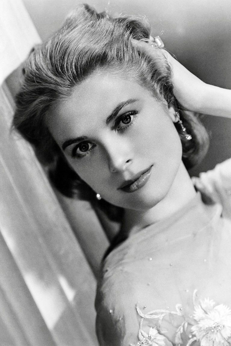 49 Hot Pictures Of Grace Kelly That Are A Sight For Sore Eyes – The Viraler