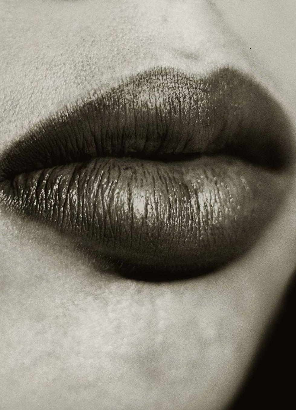 Lip, Skin, Eyebrow, Eyelash, Style, Monochrome photography, Monochrome, Organ, Black-and-white, Photography, 