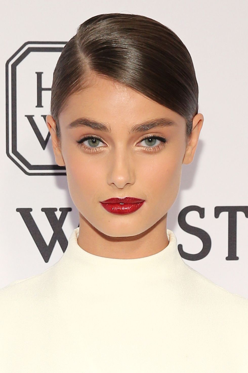 <p>Taylor Hill</p>