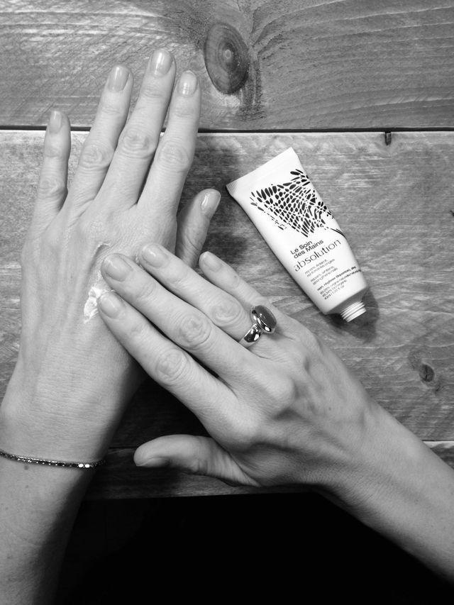 Finger, Skin, Wrist, Hand, Jewellery, Nail, Monochrome photography, Style, Black-and-white, Fashion accessory, 