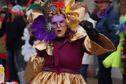 Carnival, People, Event, Festival, Masque, Mask, Public event, Fun, Costume, Headgear, 