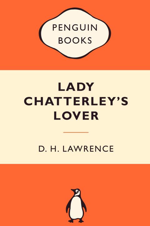 Wanneer Lady Chatterley's man met een half-verlamd lichaam terugkomt van de oorlog in Frankrijk, raakt ze al gauw verstrikt in een hevige affaire met hun jachtopziener - een ongelofelijk groot taboe in de oorlogstijd. Hoewel het tegenwoordig niet veel reuring zou veroorzaken, deed het dat in 1960 wel en werd het zelfs veelvuldig verbannen. Je snapt, dan willen we het helemaal lezen natuurlijk. 