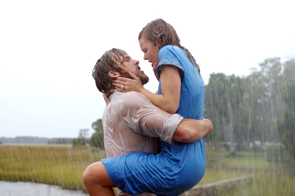 <p>While the two made one of the most romantic onscreen couples of all time, things apparently had a rocky start, and reports state that Gosling frequently complained about McAdams. In <a href="http://www.vh1.com/news/903/the-notebook-nick-cassavetes/" target="_blank">an interview</a> with writer and director Nicholas Sparks, he stated: "Maybe I'm not supposed to tell this story, but they were really not getting along one day on set. Really not. And Ryan came to me, and there's 150 people standing in this big scene, and he says, 'Nick come here.' And he's doing a scene with Rachel and he says, 'Would you take her out of here and bring in another actress to read off camera with me?' I said, 'What?' He says, 'I can't. I can't do it with her. I'm just not getting anything from this.' After an impromptu therapy session, the two actors were able to work things out, so much so that they even dated offscreen once filming wrapped from 2005 to 2007. </p>