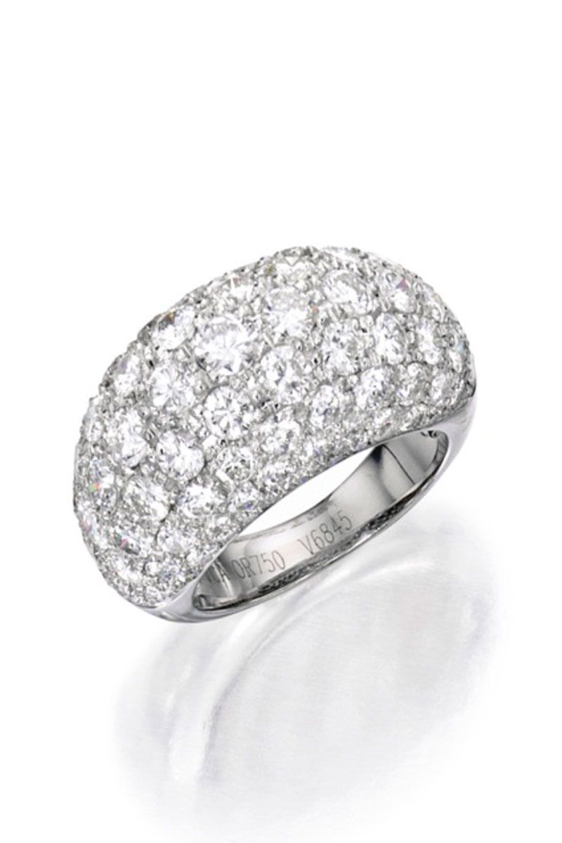 Pre-engagement ring, Ring, Fashion accessory, Metal, Diamond, Engagement ring, Grey, Macro photography, Jewellery, Gemstone, 