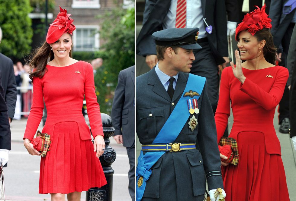<p>De hertogin van Cambridge trok deze rode robe van Alexander McQueen aan en wist dat het goed was. Ze straalde van top tot teen tijdens een boottochtje over de Thames.</p>