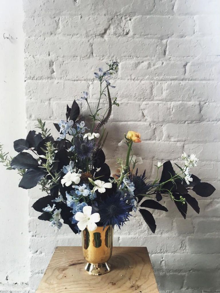 <p><a href="http://www.foxfodderfarm.com/">Designer Taylor Patterson</a>'s chic aesthetic influences her distinctive bouquets and centerpiece designs. For the bride who wants floral arrangements that are straightforward but still special, this is the feed to follow.</p>