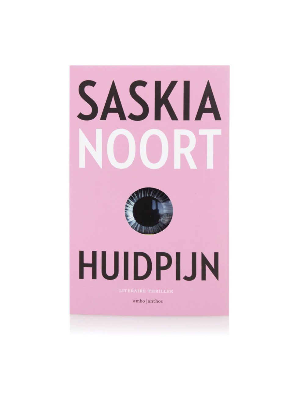 <p>Saskia Noort, € 19,99 - verkrijgbaar via <a href="https://go.shoppable.nl/r/d/83300281/c71" target="_blank">debijenkorf.nl</a></p>