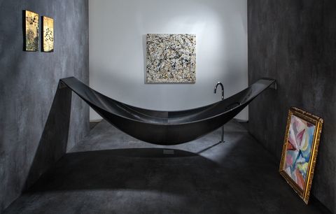 licentie Gematigd uit Splinterworks ontwerpt bad in de vorm van een hangmat.
