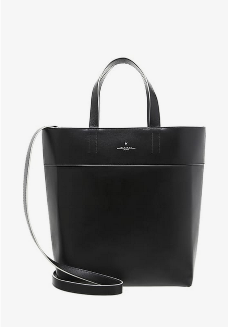 Handbag, Bag, Black, Product, Fashion accessory, Leather, Tote bag, Luggage and bags, Material property, Shoulder bag, 