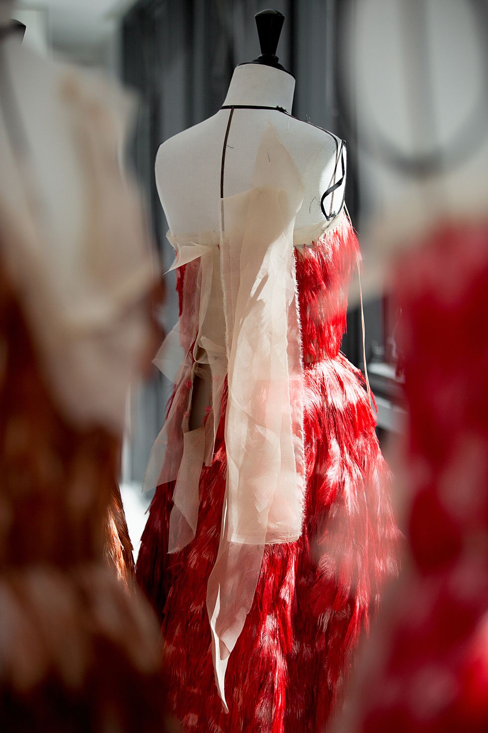 Red, Mannequin, Clothes hanger, Carmine, Fashion design, Coquelicot, Day dress, Boutique, 