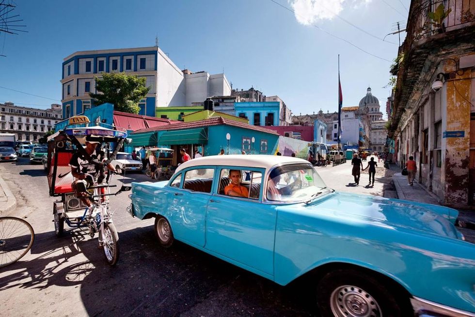 Motor vehicle, Vehicle, Blue, Car, Classic car, Classic, Town, Turquoise, Neighbourhood, Vintage car, 