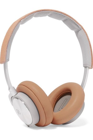 Headphones, Gadget, Audio equipment, Product, Ear, Brown, Electronic device, Headset, Technology, Tan, 