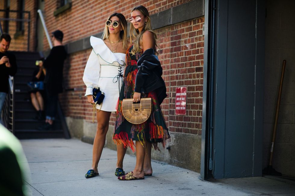 <p>Gespot @ New York Fashion Week s/s&nbsp;2018<span class="redactor-invisible-space" data-verified="redactor" data-redactor-tag="span" data-redactor-class="redactor-invisible-space"></span><span class="redactor-invisible-space" data-verified="redactor" data-redactor-tag="span" data-redactor-class="redactor-invisible-space"></span></p>
