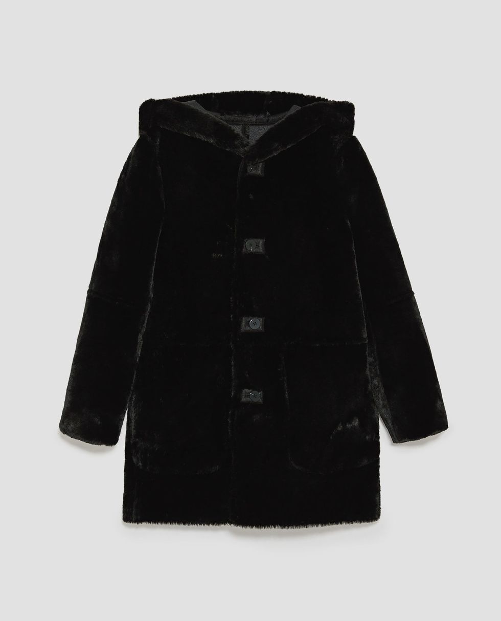 Clothing, Outerwear, Black, Coat, Sleeve, Overcoat, Velvet, Jacket, Hood, Fur, 