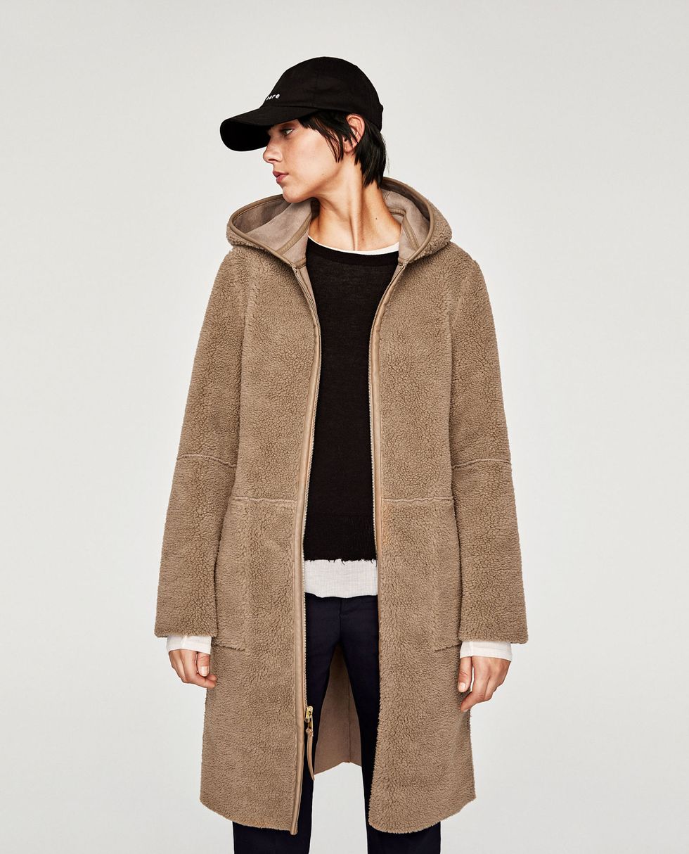 Clothing, Outerwear, Hood, Coat, Fur, Beige, Overcoat, Sleeve, Parka, Jacket, 