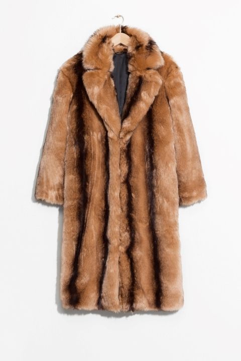 Fur clothing, Fur, Clothing, Outerwear, Brown, Coat, Sleeve, Textile, Hood, Overcoat, 