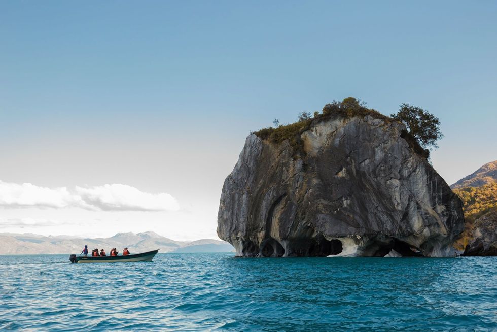 Body of water, Sea, Rock, Coastal and oceanic landforms, Ocean, Formation, Cliff, Sky, Coast, Promontory, 