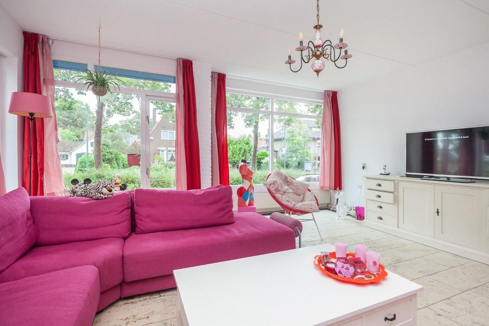 Room, Property, Furniture, Interior design, Pink, Living room, Red, House, Home, Building, 