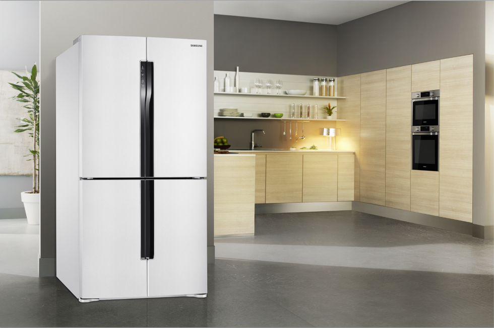 Samsung_ refrigerator RF905
