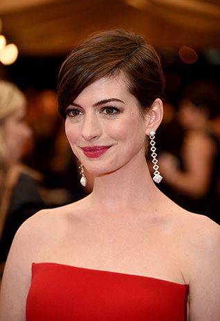 anne hathaway