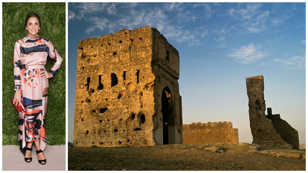 Rock, History, Ancient history, Ruins, Street fashion, Historic site, Archaeological site, Megalith, Sandal, Monument, 