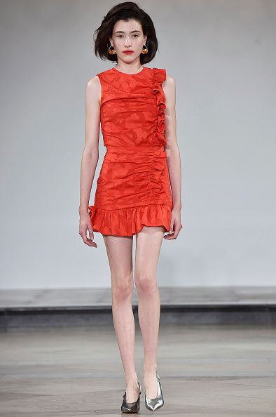 Lip, Human leg, Shoulder, Joint, Red, Dress, Style, Waist, One-piece garment, Fashion model, 