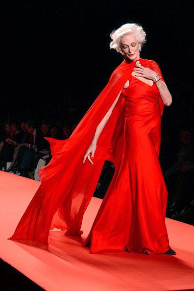Red, Style, Formal wear, Flooring, Gown, Dress, Carpet, Fashion, Costume design, Costume, 