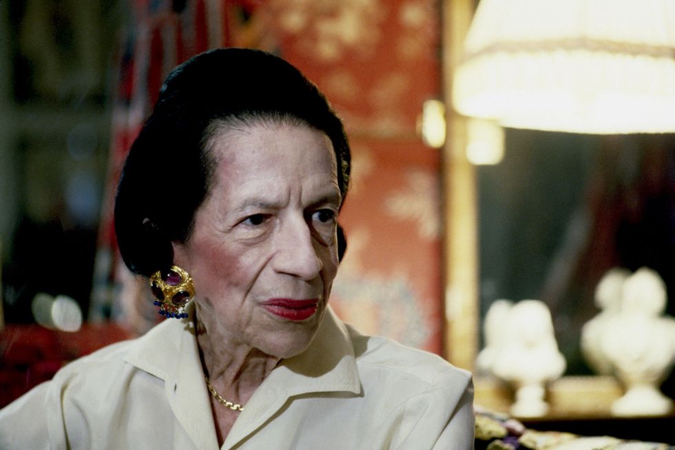 NEW YORK - JULY 10:  Editor Diana Vreeland posing for a portrait on July 10, 1982 in New York, New York. (Photo by Santi Visalli/Getty Images) 