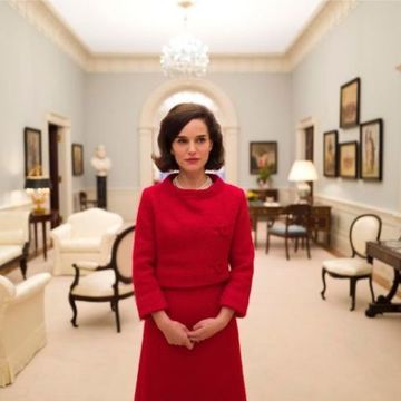 Natalie Portman細膩重現美國「永遠的第一夫人」，不單只點亮Jackie的不朽風華，亦讓你看見她的堅毅與過人的公關智慧。