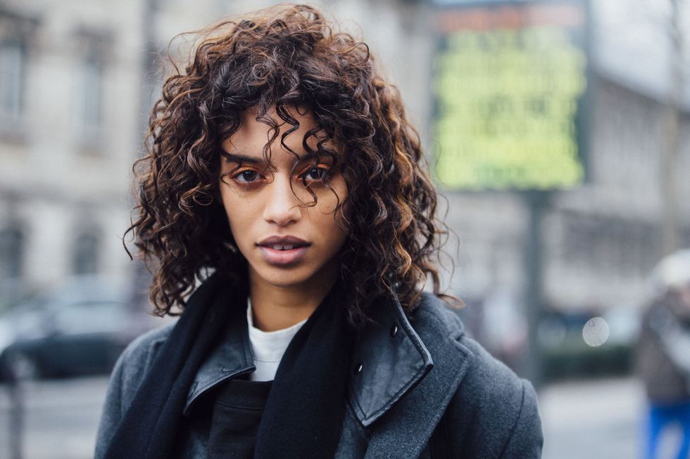 Hairstyle, Jacket, Outerwear, Style, Street fashion, Ringlet, Black hair, Surfer hair, Feathered hair, Jheri curl, 