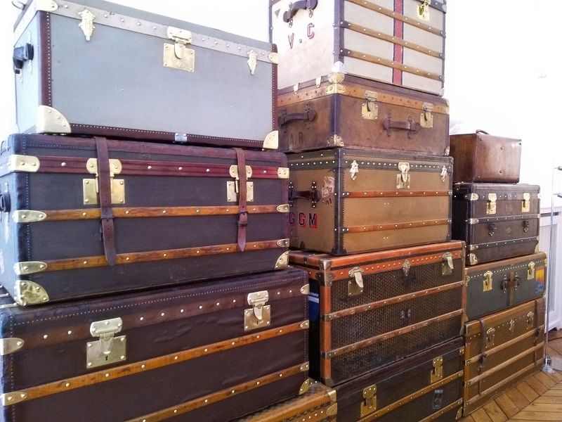 Transport, Hardwood, Wood, Furniture, Plywood, Lumber, Baggage, Metal, Steel, 