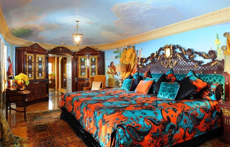 versace mansion room