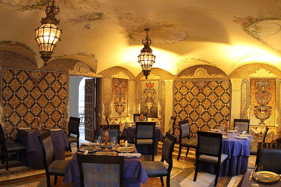 Versace Mansion Restaurant 2