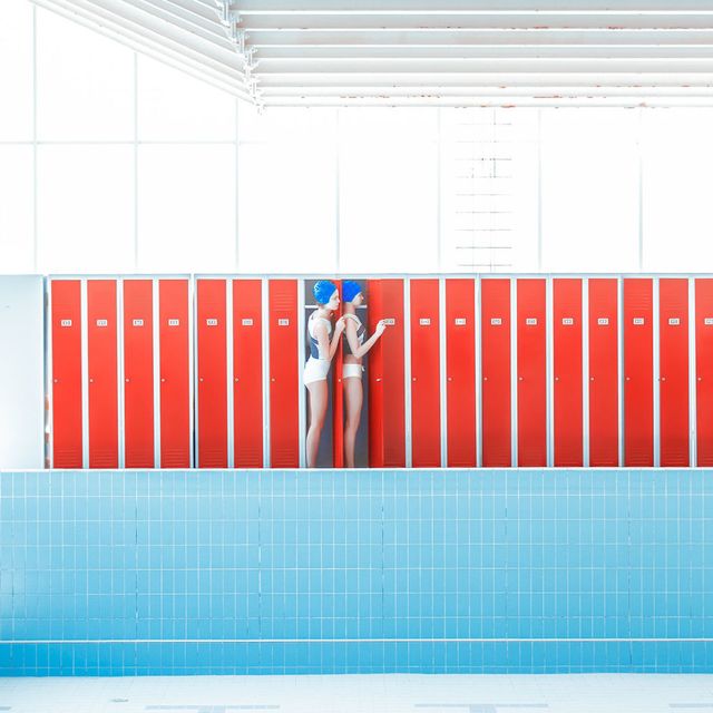 Blue, Red, Line, Wall, Room, Symmetry, Rectangle, Flooring, Parallel, Pattern, 