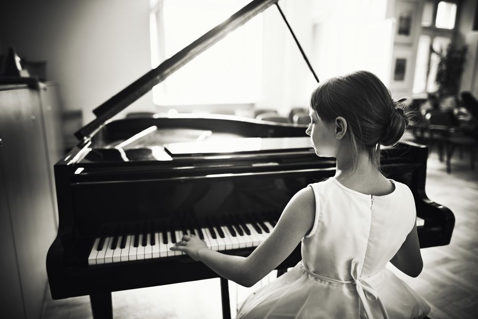 Pianist, Recital, Musician, Piano, Fortepiano, Music, Player piano, Jazz pianist, Black-and-white, Technology, 