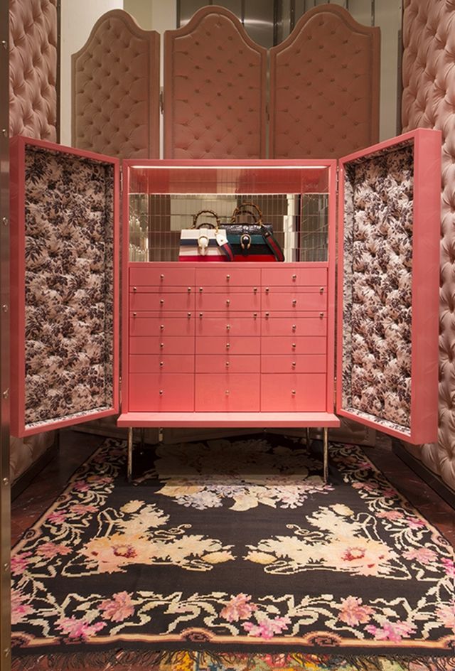 Pink, Furniture, Room, Interior design, Textile, Carpet, Table, Bed sheet, 